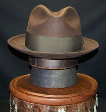 Load image into Gallery viewer, Vintage Borsalino Torino Fedora