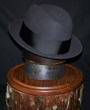 Load image into Gallery viewer, Vintage Cavanagh Fedora