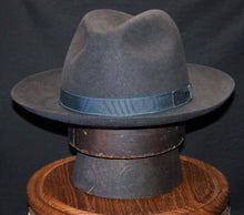 Load image into Gallery viewer, Vintage Dobbs Fedora