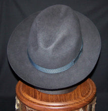 Load image into Gallery viewer, Vintage Dobbs Fedora
