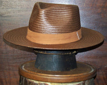 Load image into Gallery viewer, The Dealer Straw Fedora
