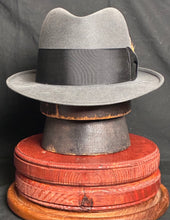 Load image into Gallery viewer, Vintage Stetson Fedora 1960’s 7 1/4
