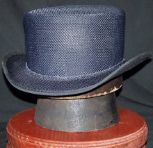 Load image into Gallery viewer, The Rouge Top Hat
